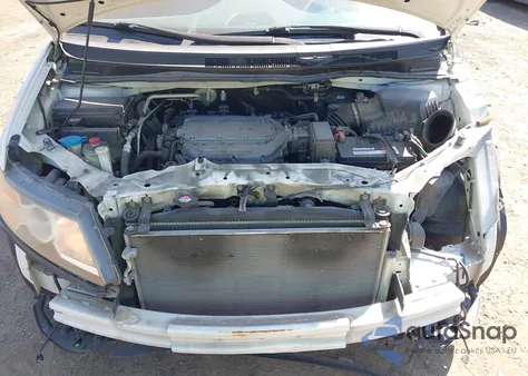 2015 Honda Odyssey Touring/Touring Elite z USA, uszkodzony, nr VIN 5FNRL5H98FB067700